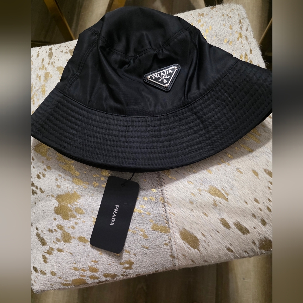 Prada Black Logo Triangle Bucket Hat - Picture 3 of 10
